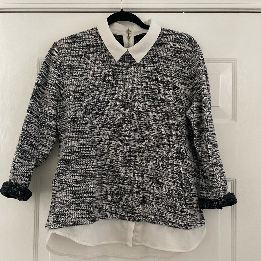 Ann Taylor Peter Pan Collar sweater